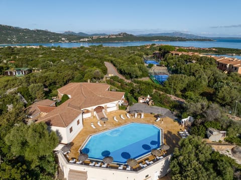 Natural landscape, Bird's eye view, Balcony/Terrace, Sea view, Swimming pool