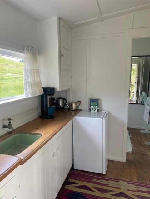 Shepherdess Hut House in Cambridge