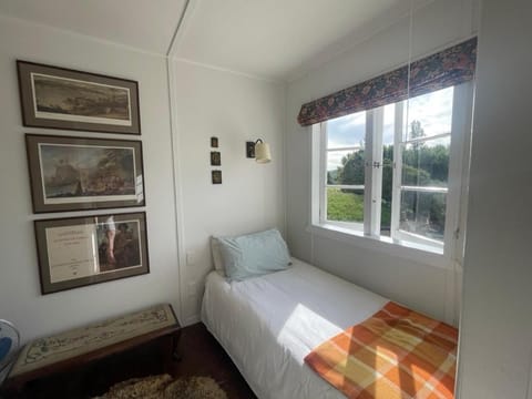 Shepherdess Hut House in Cambridge