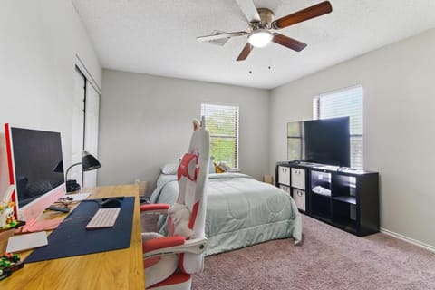 Your Serene Escape in Schertz San Antonio and NB House in Schertz