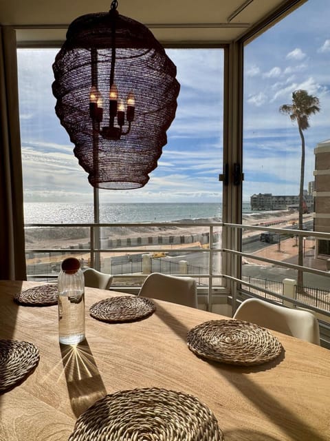 Natural landscape, View (from property/room), Dining area, Sea view