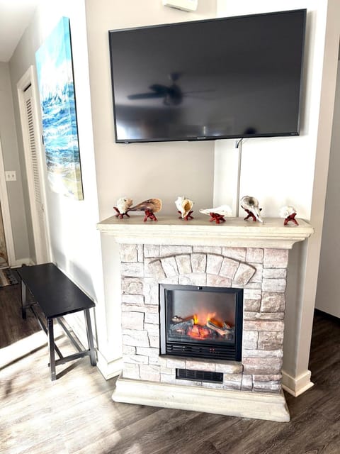 TV and multimedia, fireplace