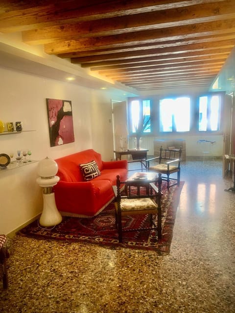 Cà dell'Ambasciatore Apartment in Lido di Venezia