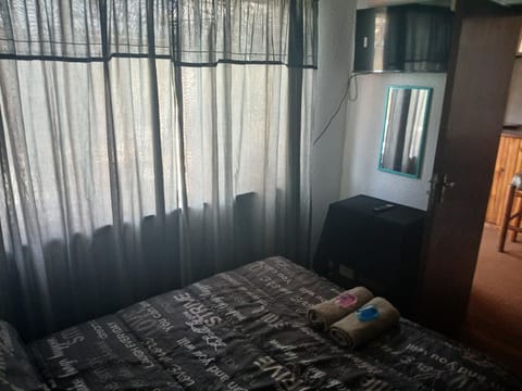 Braai and chill getaway Apartment in Cape Town