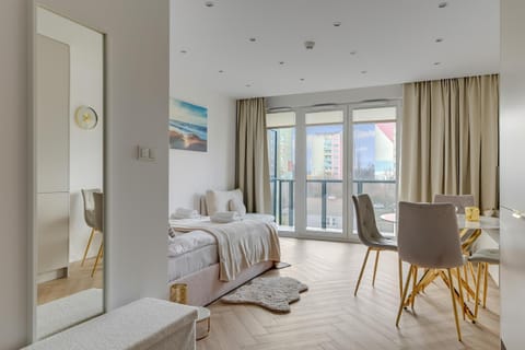 Bed, Living room, Photo of the whole room