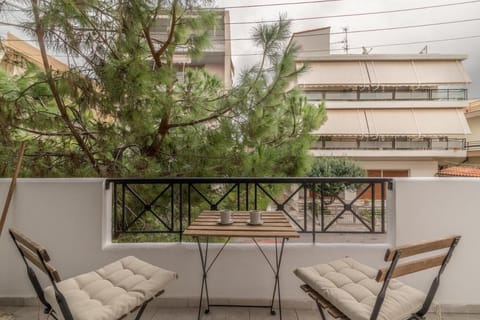 Misty Grey Apartment near City Centre Apartment in Heraklion