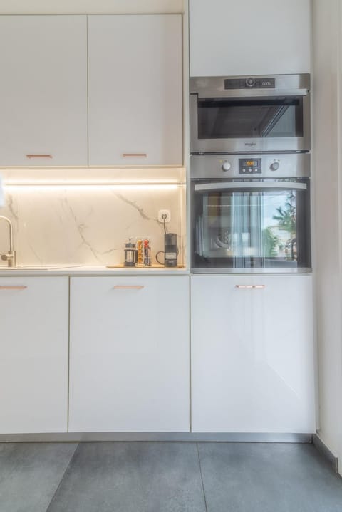 Misty Grey Apartment near City Centre Apartment in Heraklion