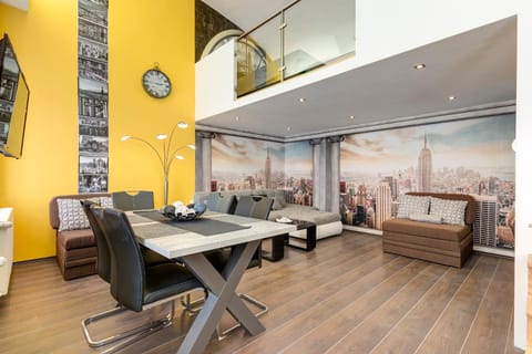 Living room, Seating area, Dining area