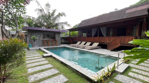 Property building, Day, Garden, Garden view, Pool view, Swimming pool, Breakfast, sunbed