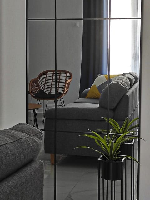 Living room, Photo of the whole room, Seating area