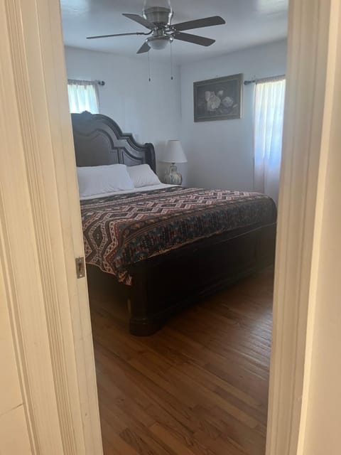 University Area Four Bedroom House House in Tallahassee