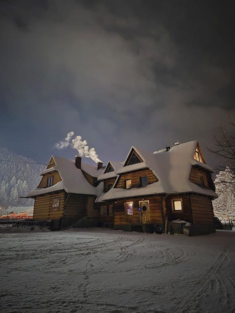 Property building, Winter, Mountain view, Swimming pool