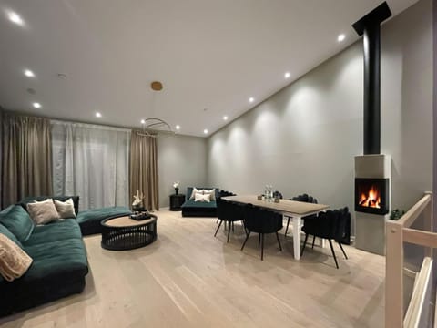 Living room, fireplace