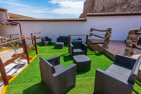 Patio, Garden, Balcony/Terrace