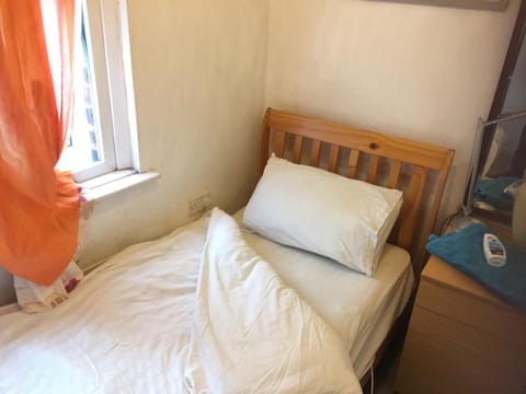 Bed, Photo of the whole room, Bedroom, Garden view