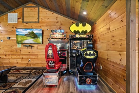 Cherokee Dreams Lodge House in Gatlinburg