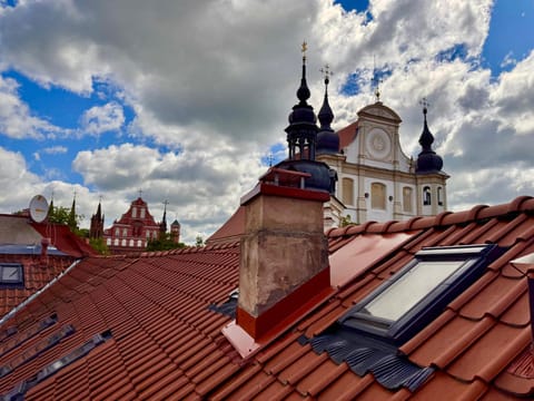 Property building, Nearby landmark, Landmark view