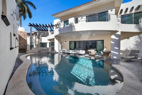 Property building, Patio, Day, View (from property/room), Balcony/Terrace, Swimming pool, Swimming pool, sunbed