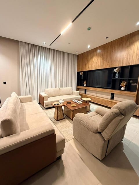 TV and multimedia, Living room, Lounge or bar, Seating area