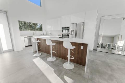 Villa Oasis Mirage Villa in North Bay Village