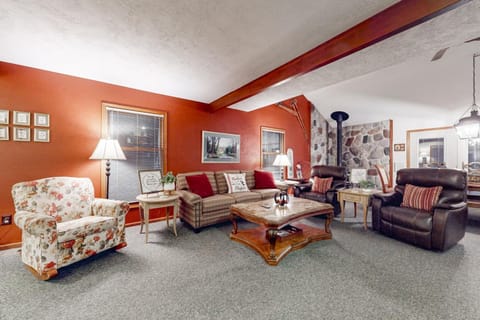 Crystal Mountain Retreat House in Michigan