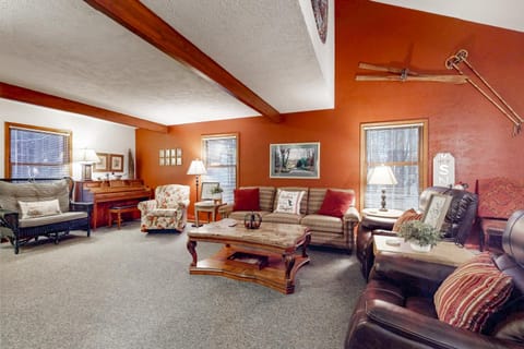 Crystal Mountain Retreat House in Michigan