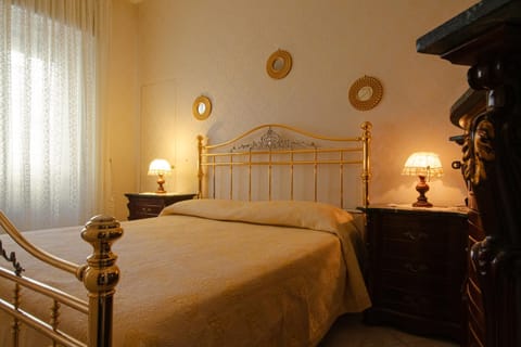 La casa dei Nonni family apartment High comfort and quality Apartment in Naples