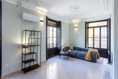 Living room, air conditioner