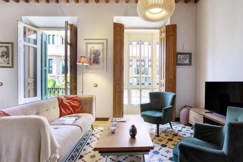 Communal lounge/ TV room, Living room