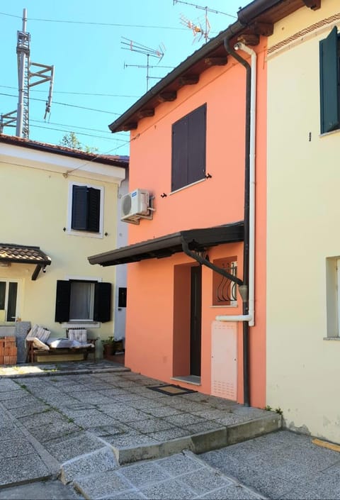 Property building, Neighbourhood, Street view