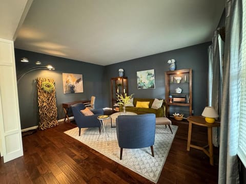 Battlefield Getaway House in Jerusalem Township