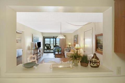 Gulf Tower 1B and 1C House in West Beach