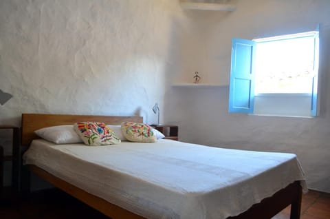 Bed, Photo of the whole room, Decorative detail
