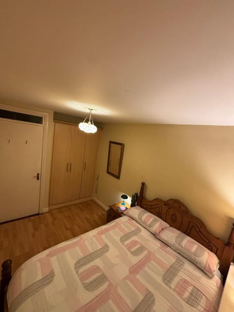 Bed, Bedroom, wardrobe