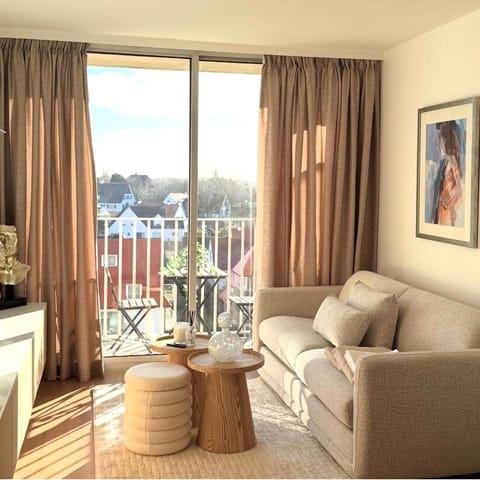 Balcony/Terrace, Living room