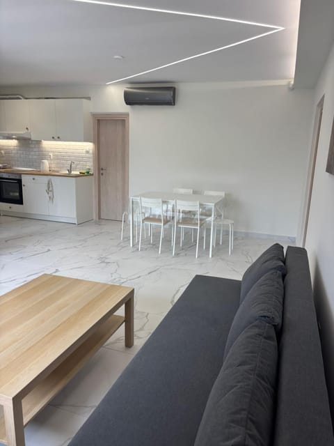 Family Home In Nea Kallikratia House in Halkidiki