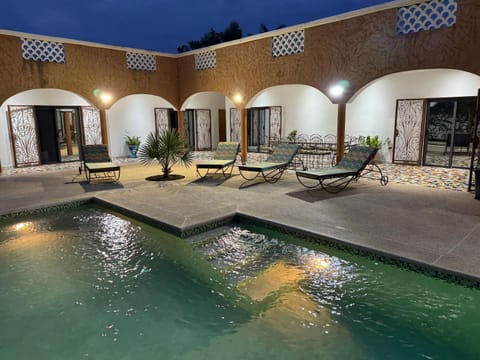 Property building, Swimming pool