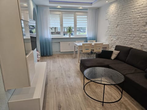 TV and multimedia, Living room, Seating area, Dining area, pet friendly