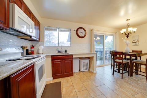 Walk to Othello Park and Light Rail Seattle Escape Apartment in Seattle