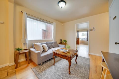 Walk to Othello Park and Light Rail Seattle Escape Apartment in Seattle