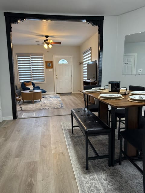 Rise & Shine Villa in Indiana