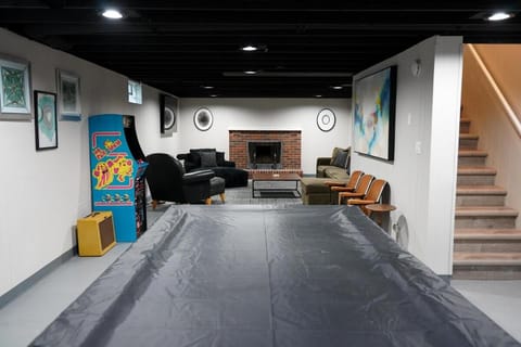 3BR Retreat near BrewDog, games, and lots of space House in Ohio