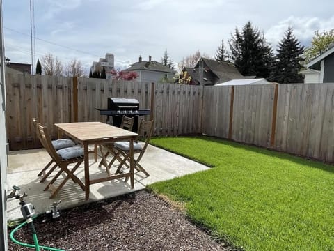 Pinot Place - Tranquility in Wine Country House in Carlton