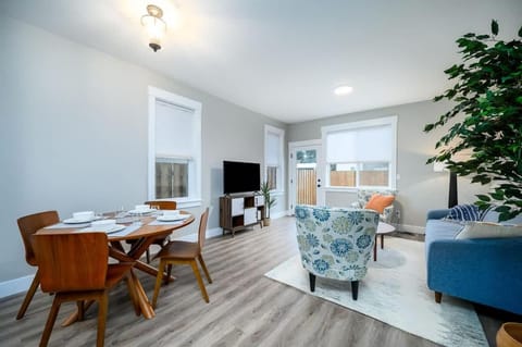 Pinot Place - Tranquility in Wine Country House in Carlton