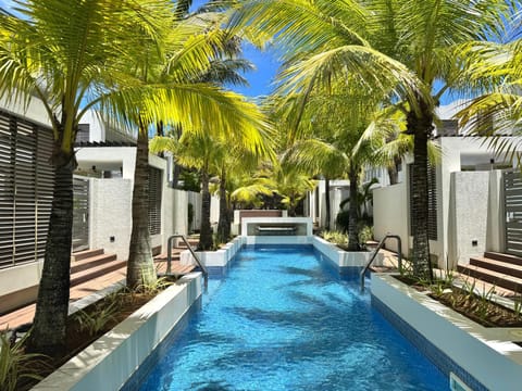 Garden, Swimming pool