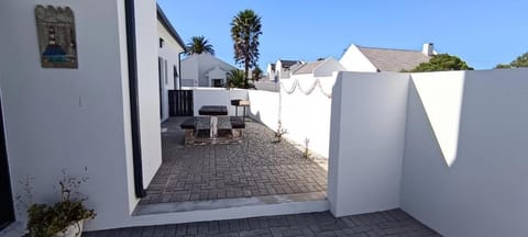 SerenShell House House in Western Cape