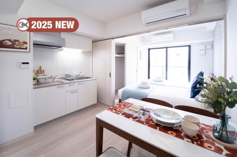 Bed, Kitchen or kitchenette, Photo of the whole room, Dining area, Bedroom, air conditioner