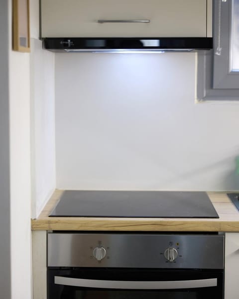 Modern & Cozy Studio in Kypseli Apartment in Athens