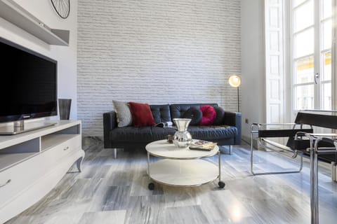 Communal lounge/ TV room, Living room