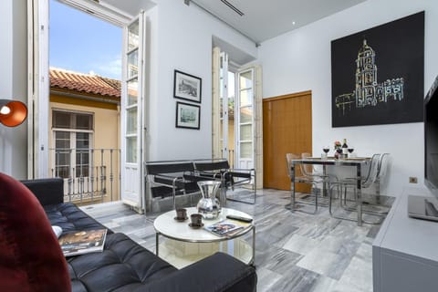 Communal lounge/ TV room, Living room